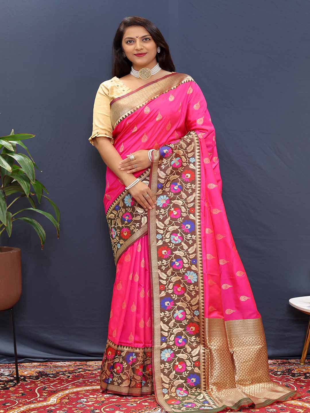 

KALINI Ethnic Motif Woven Design Zari Saree, Pink