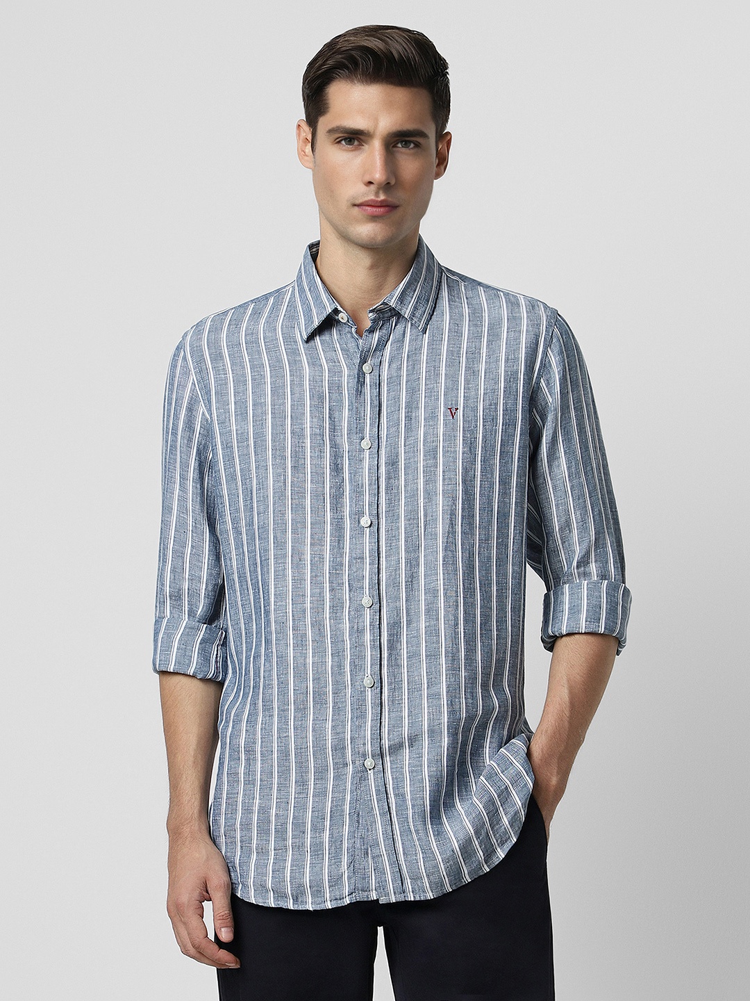 

Van Heusen Sport Vertical Striped Slim Fit Linen Casual Shirt, Blue