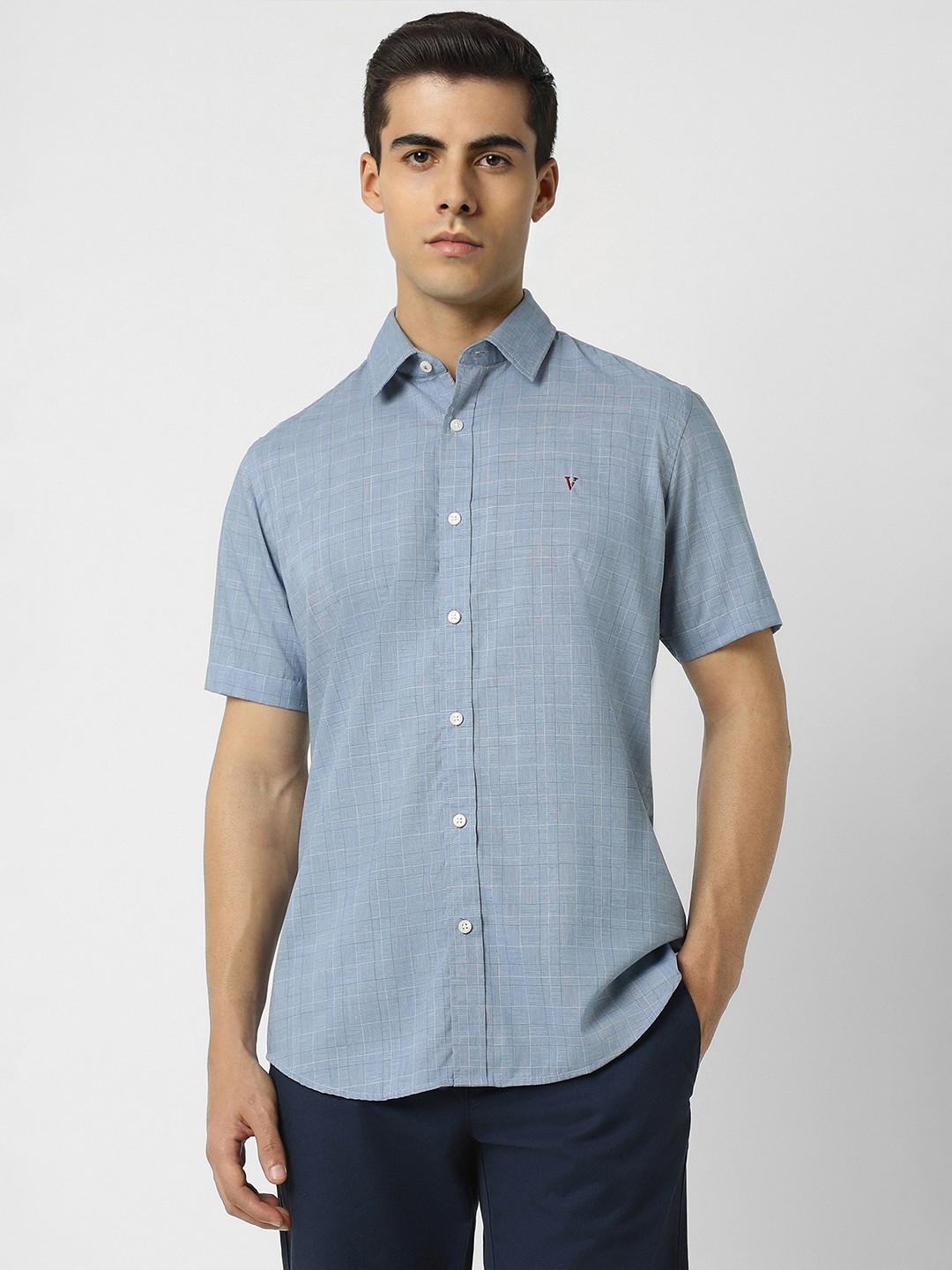 

Van Heusen Sport Slim Fit Grid Tattersall Checked Pure Cotton Casual Shirt, Blue