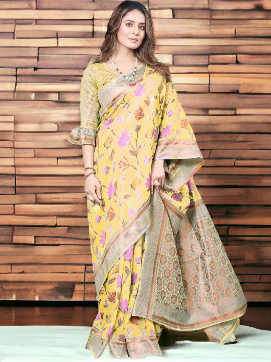 

MORLY Floral Woven Design Zari Kanjeevaram Saree, Yellow
