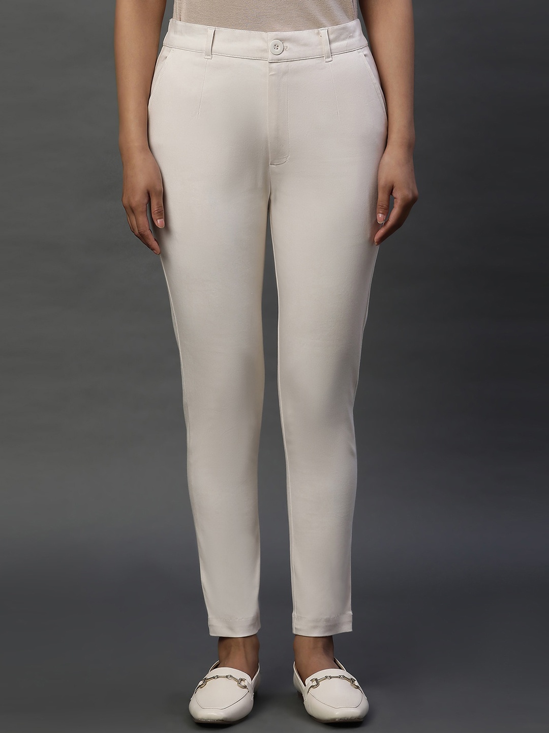 

AURELIA Women Mid-Rise Slim Fit Trousers, White