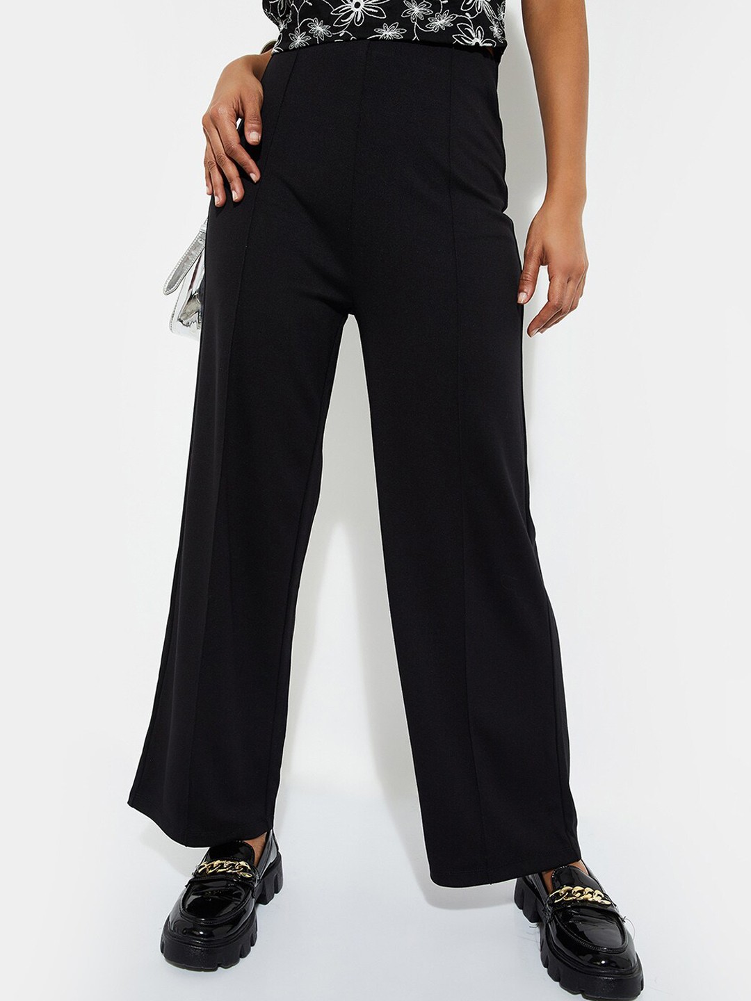 

max URB_N Women Mid-Rise Regular Fit Casual Parallel Trousers, Purple