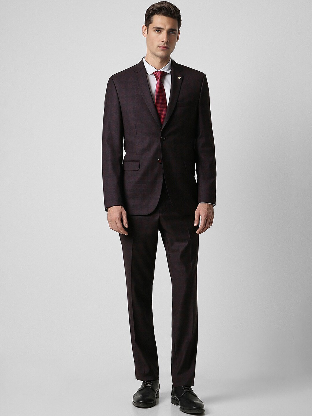 

Van Heusen Checked Slim-Fit Single-Breasted Two-Piece Suit, Maroon