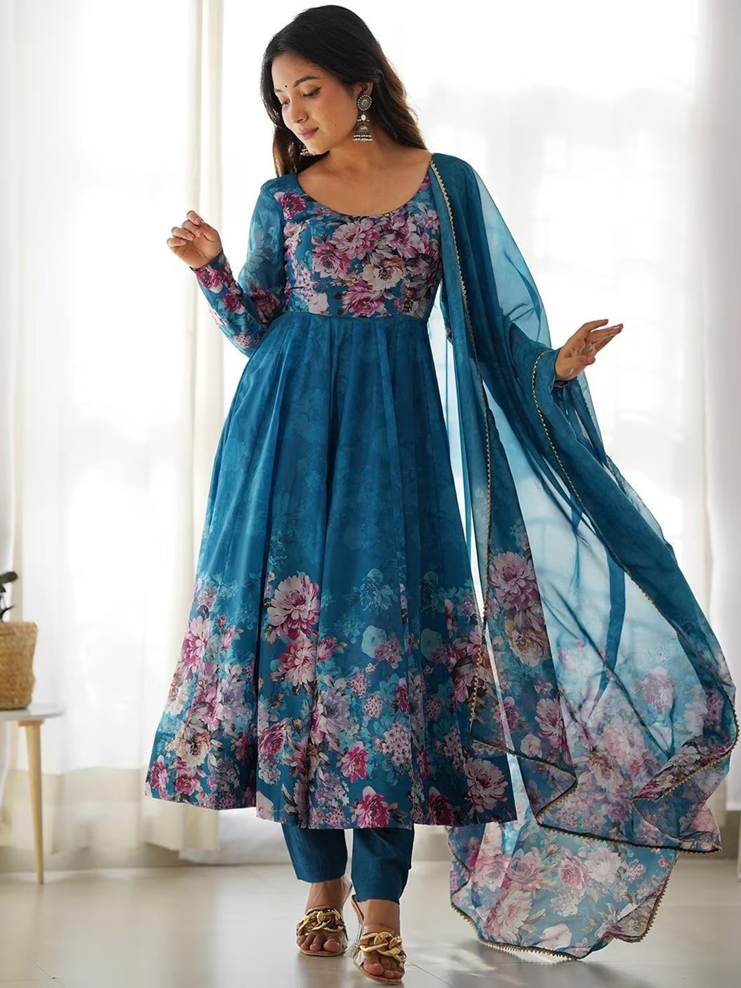 

White World Floral Printed Empire Gotta Patti Anarkali Kurta with Trousers & Dupatta, Navy blue