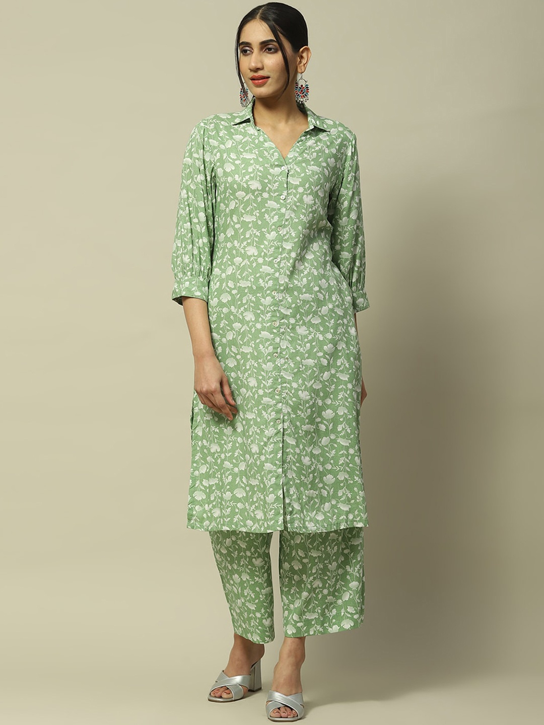 

Rangriti Floral Printed Shirt Collar Puffed Sleeves Straight Kurta With Palazzo, Green