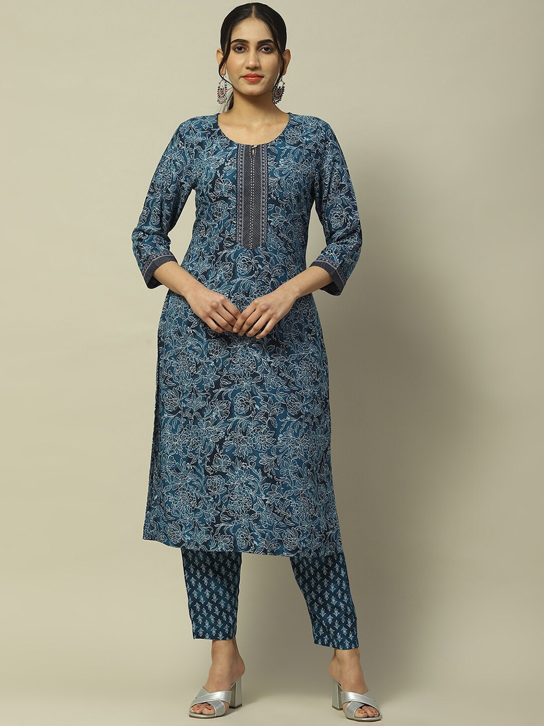 

Rangriti Floral Printed Notch Neck Straight Kurta With Trouser, Blue