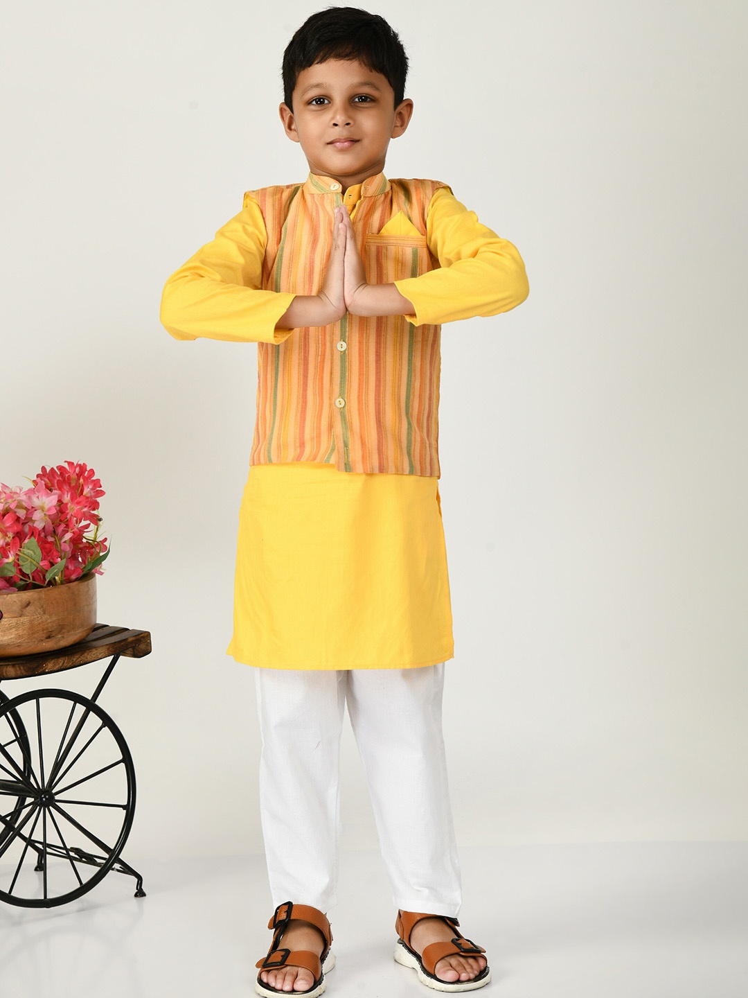 

BAESD Boys Regular Pure Cotton Kurta With Trousers & Jacket, Yellow