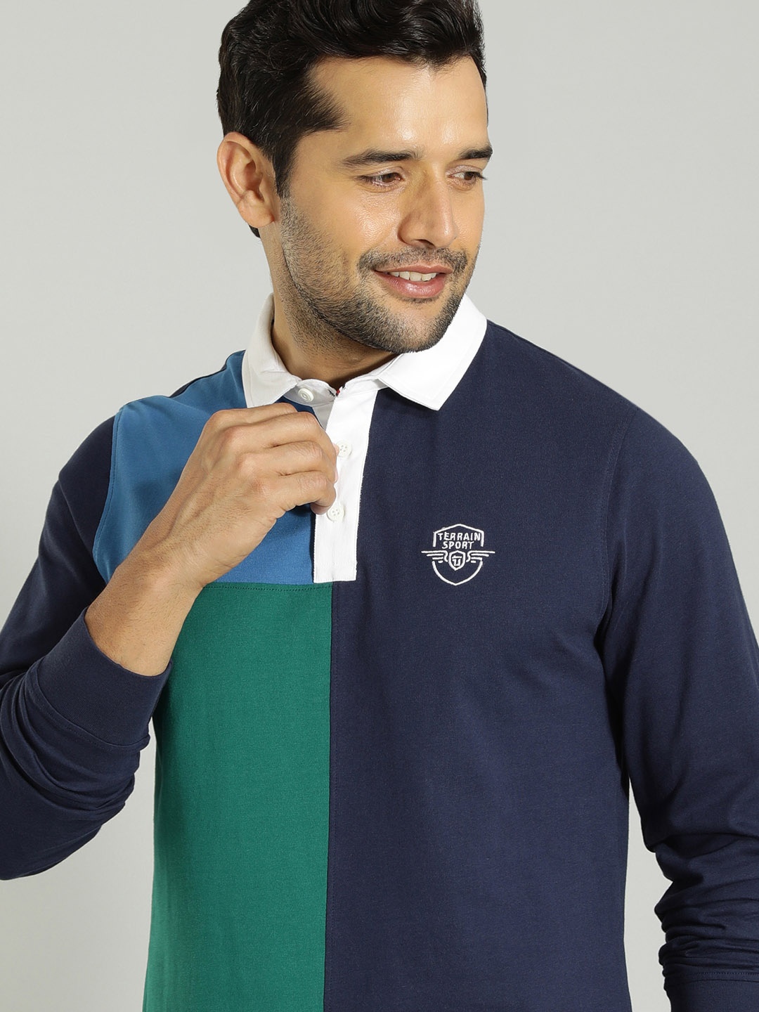 

Indian Terrain Colourblocked Polo Collar Pure Cotton T-Shirt, Blue