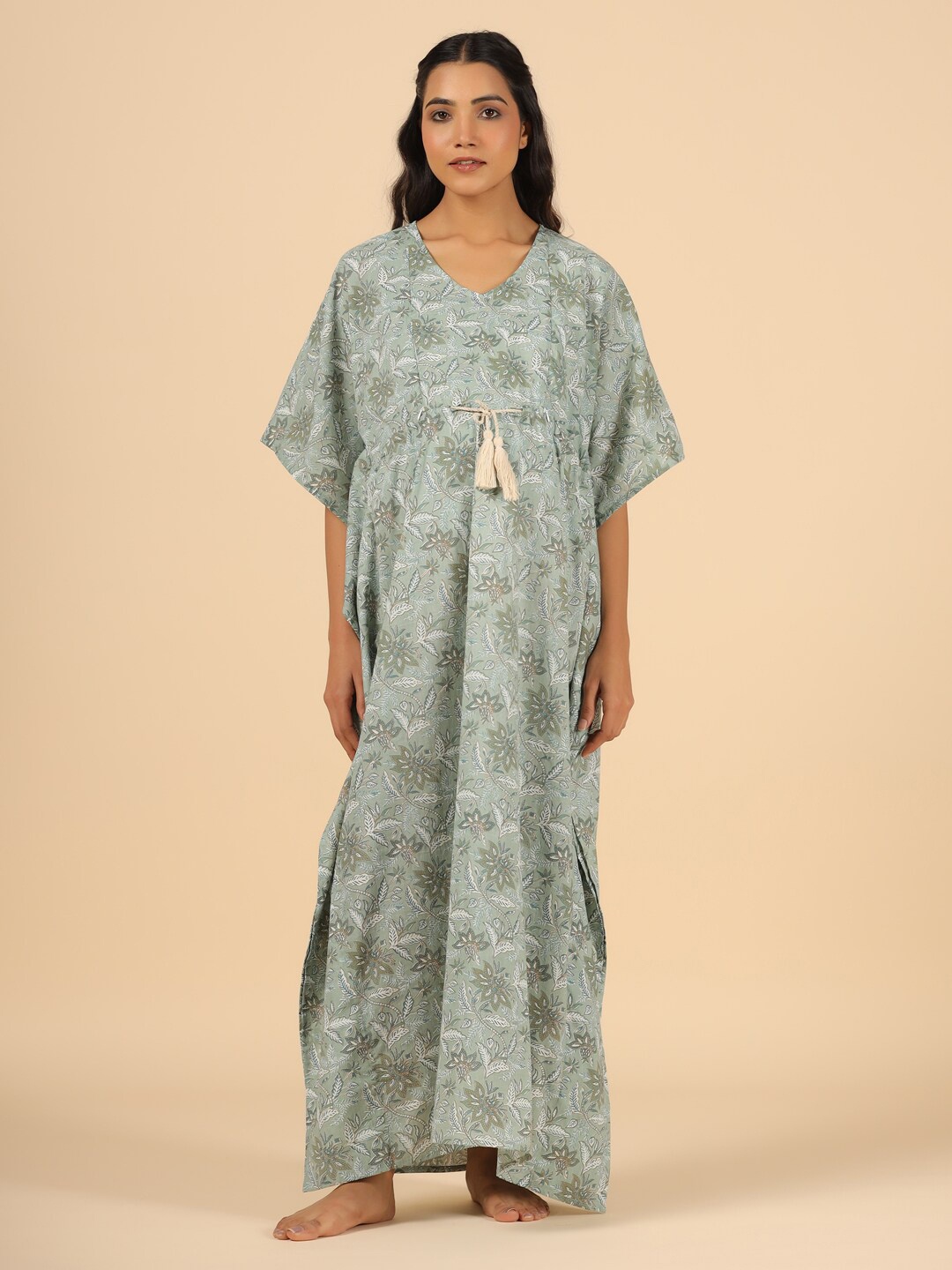 

Ikk Kudi by Seerat Printed Pure Cotton Maternity Kaftan Maxi Nightdress, Green