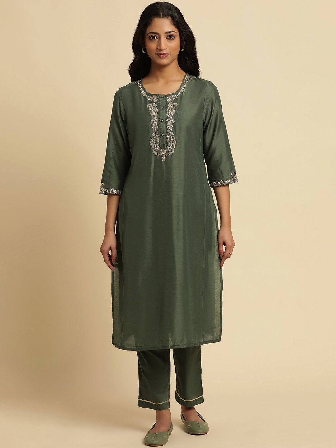 

W Ethnic Motifs Embroidered Regular Sequinned Kurta with Trousers, Green