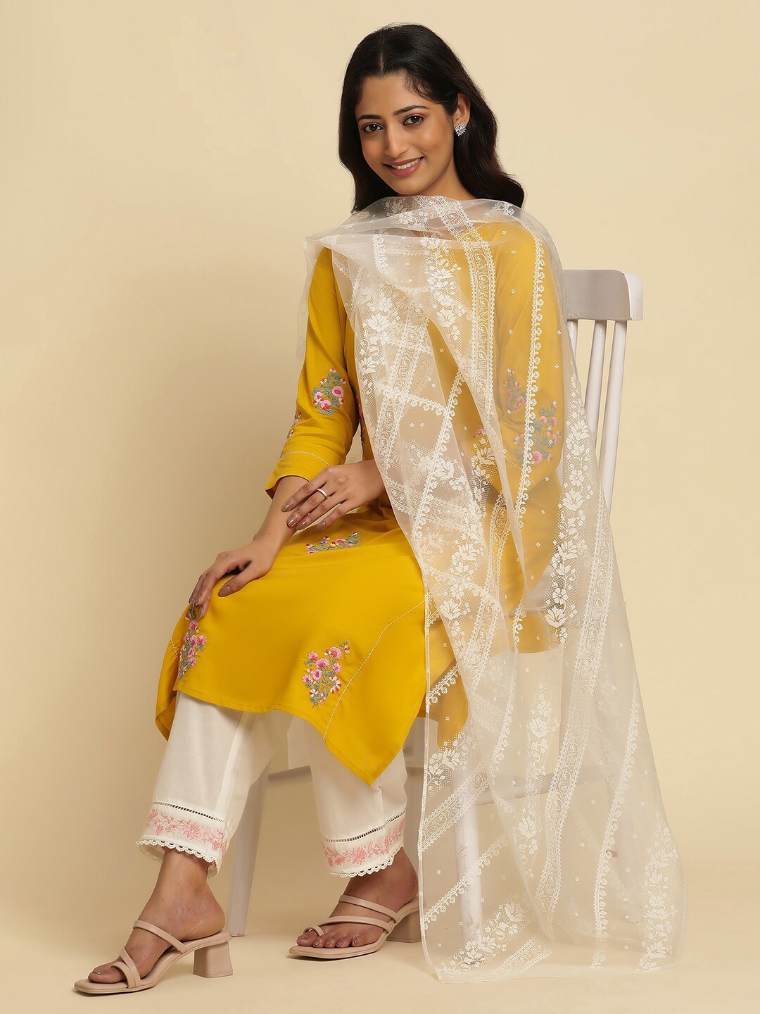 

W Floral Printed Dupatta, White