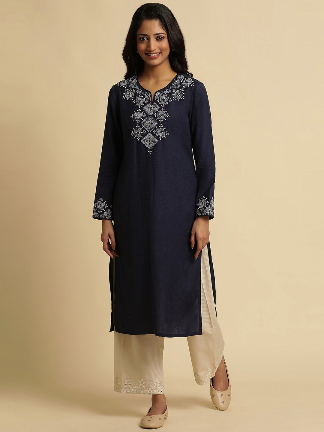 W Geometric Yoke Design Regular Sleeves Mirror Work Kurta, Blue