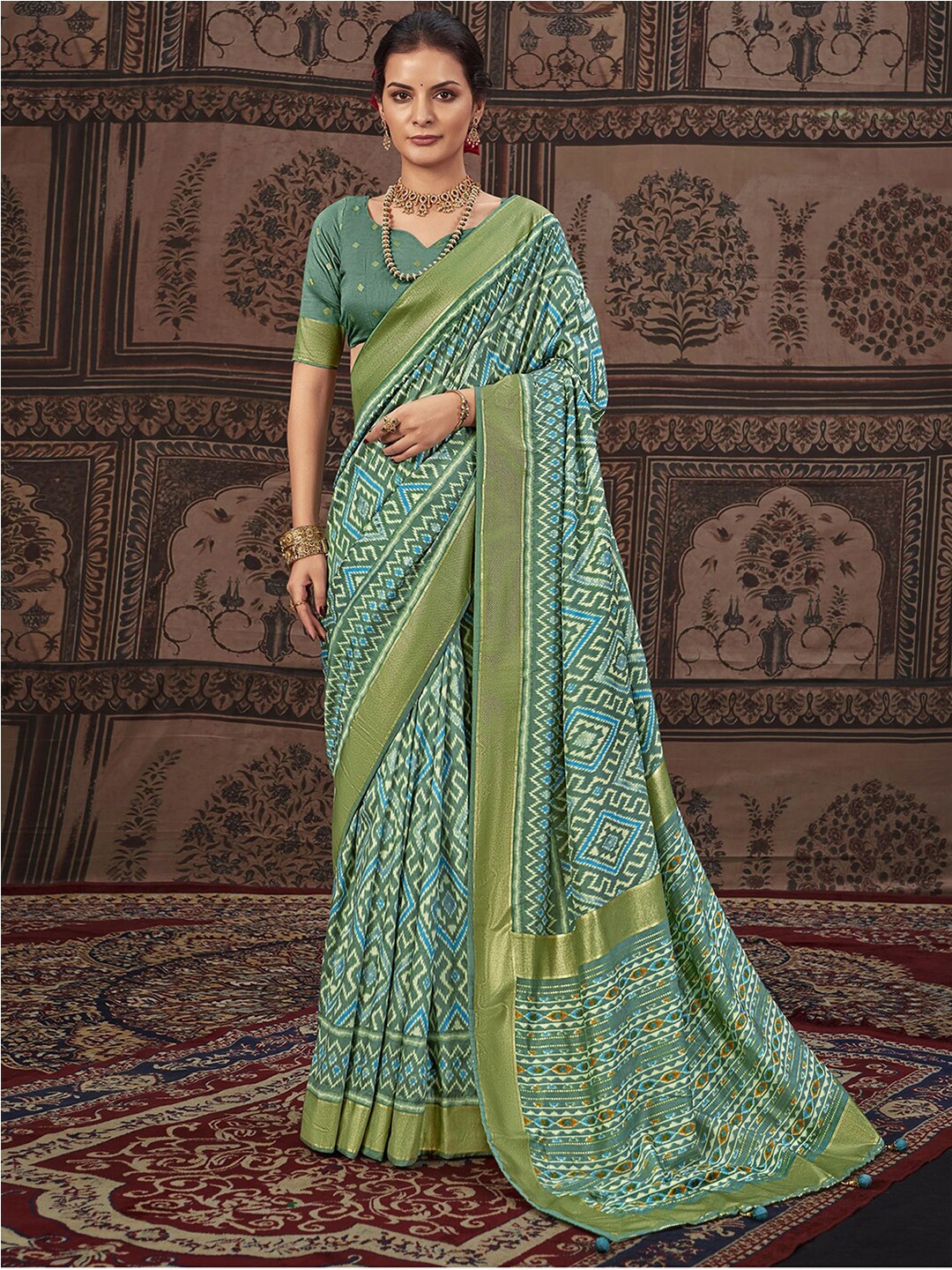 

Satrani Geometric Printed Zari Pure Silk Pochampally Saree, Green
