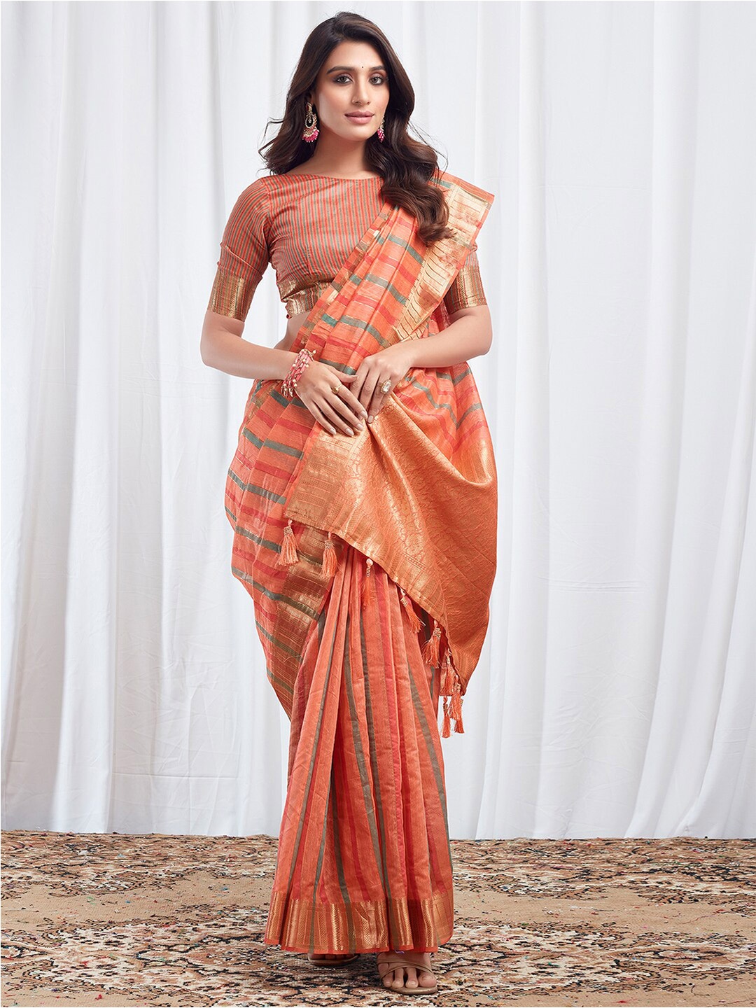 

Satrani Leheriya Zari Silk Cotton Leheriya Saree, Orange