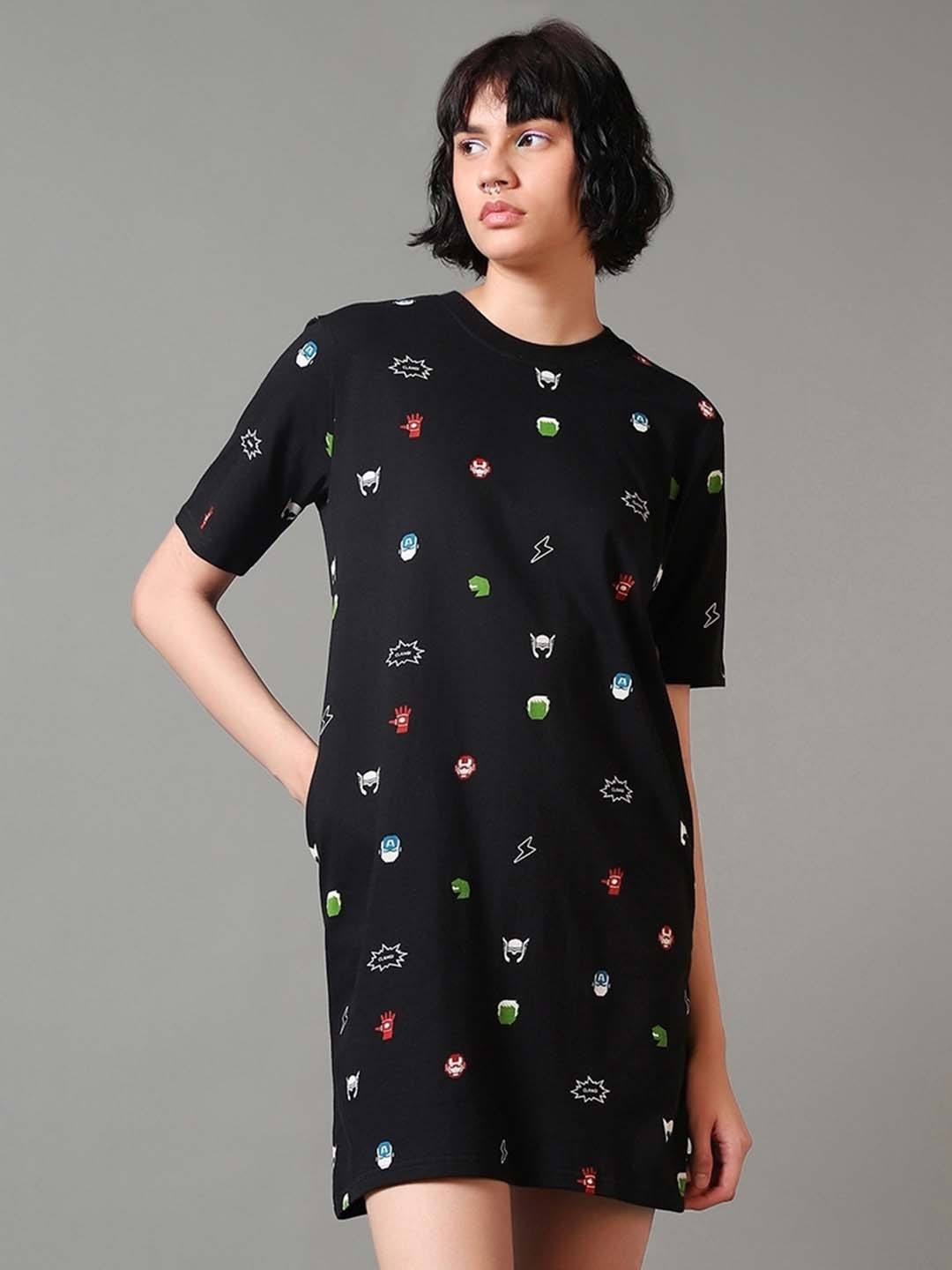 

Bewakoof Plus All Over Printed Oversized Plus Size Cotton T-Shirt Dress, Black