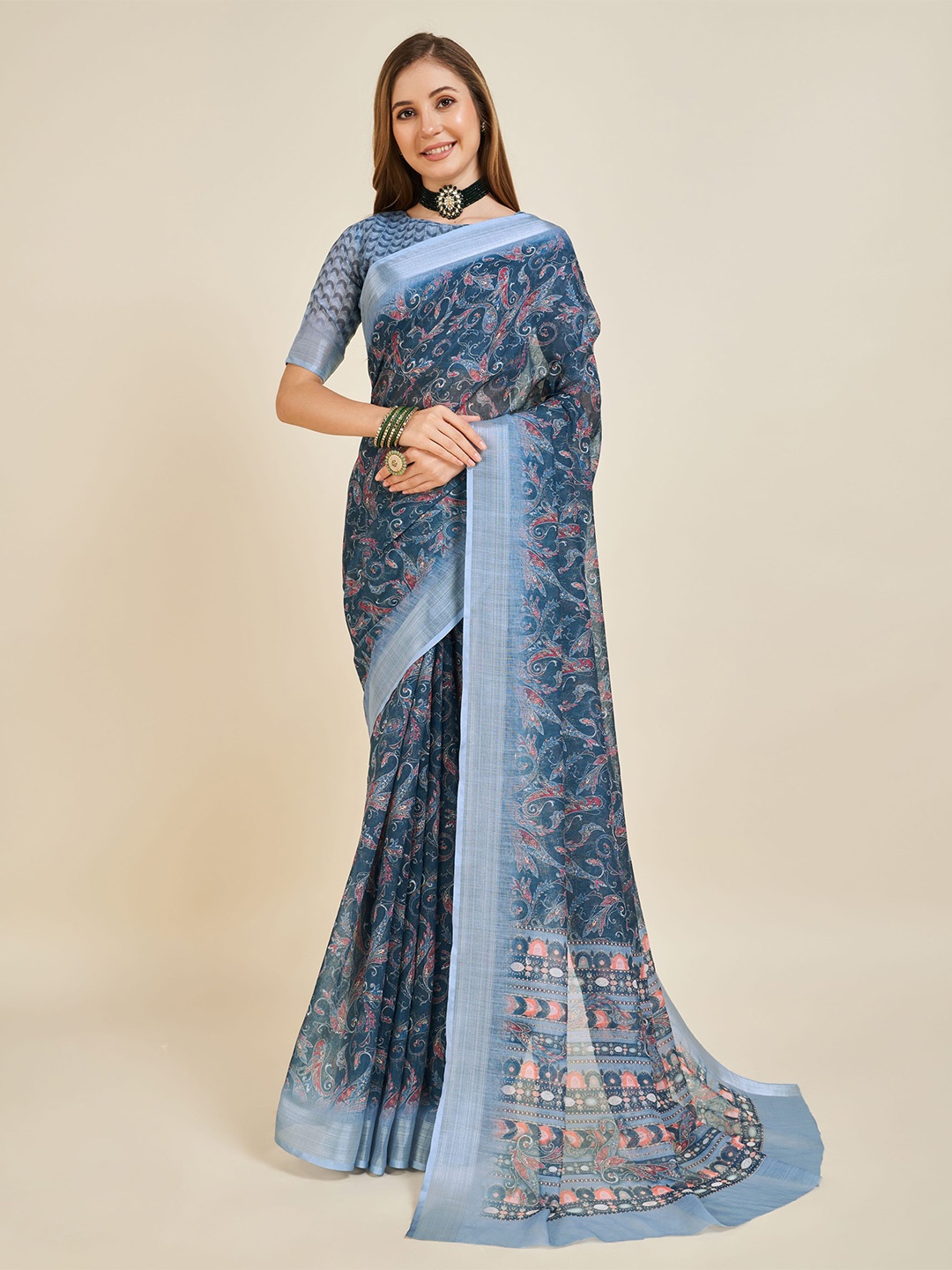 

Fevinaa Floral Printed Saree, Navy blue