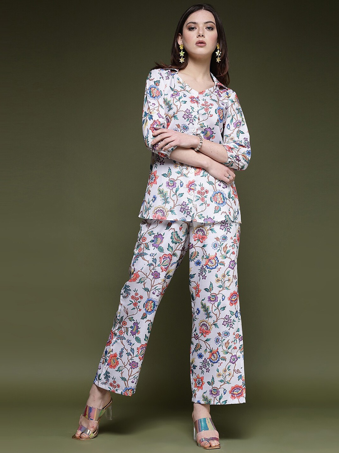 

Selvia Ethnic Motifs Printed Shirt & Trouser, White