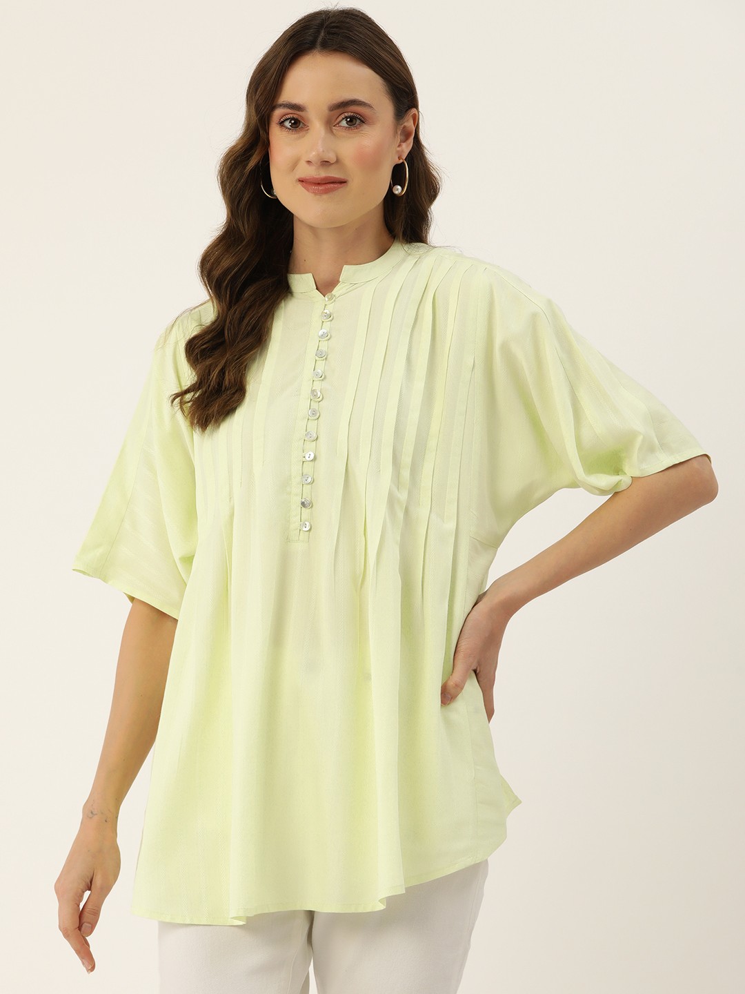 

MISRI Mandarin Collar Batwing Sleeves Longline Top, Green