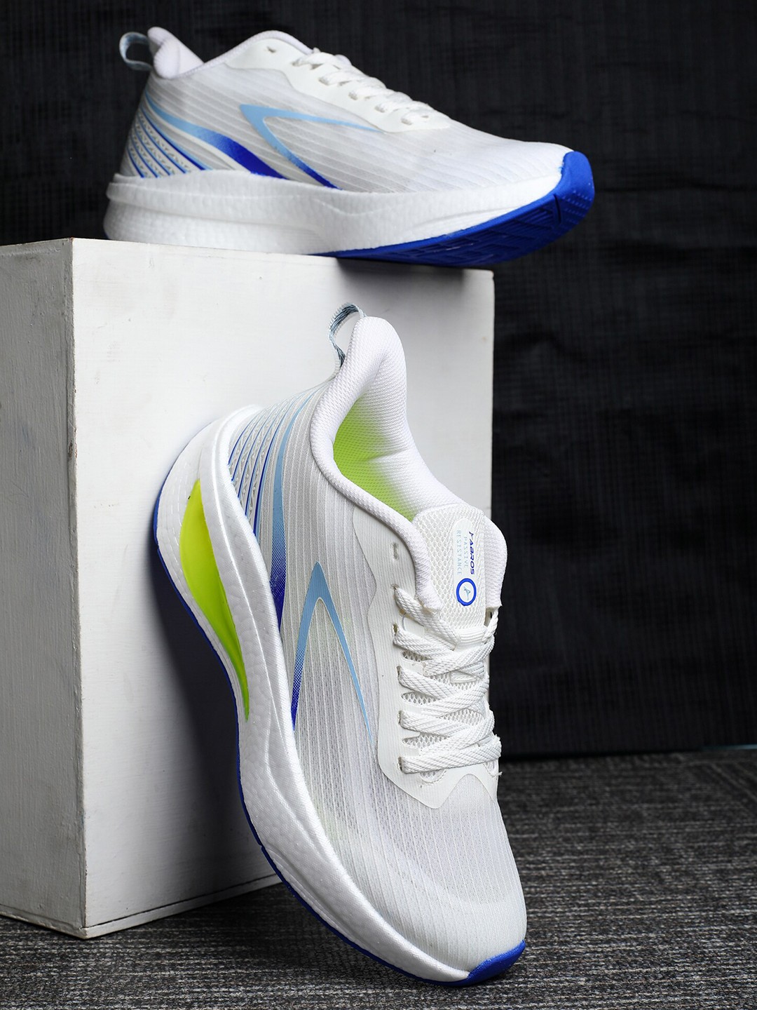 

ABROS Men Mesh Running Shoes, Off white