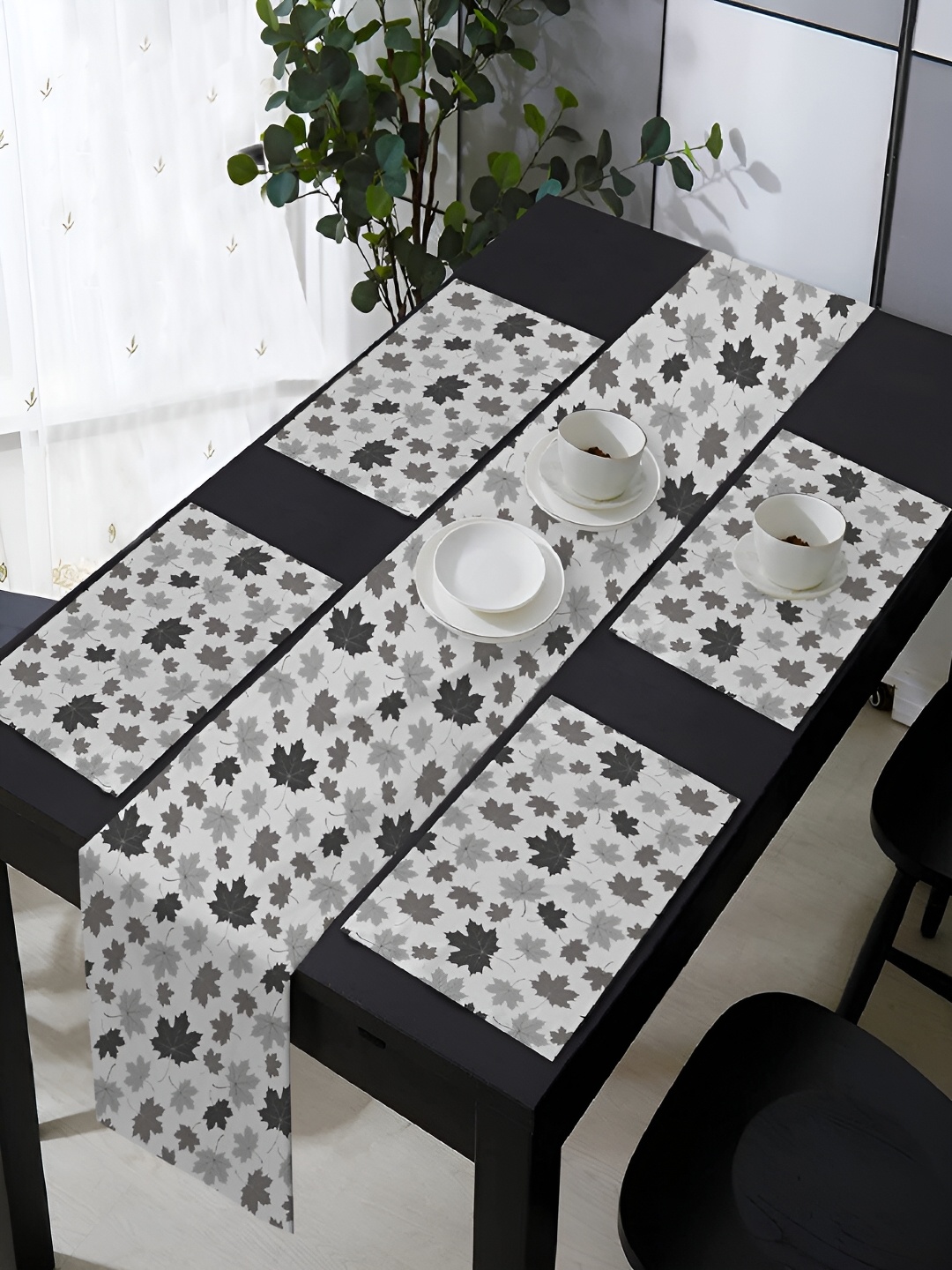 

OASIS Grey & White 5 Pieces Printed Cotton Table Mats with Runner