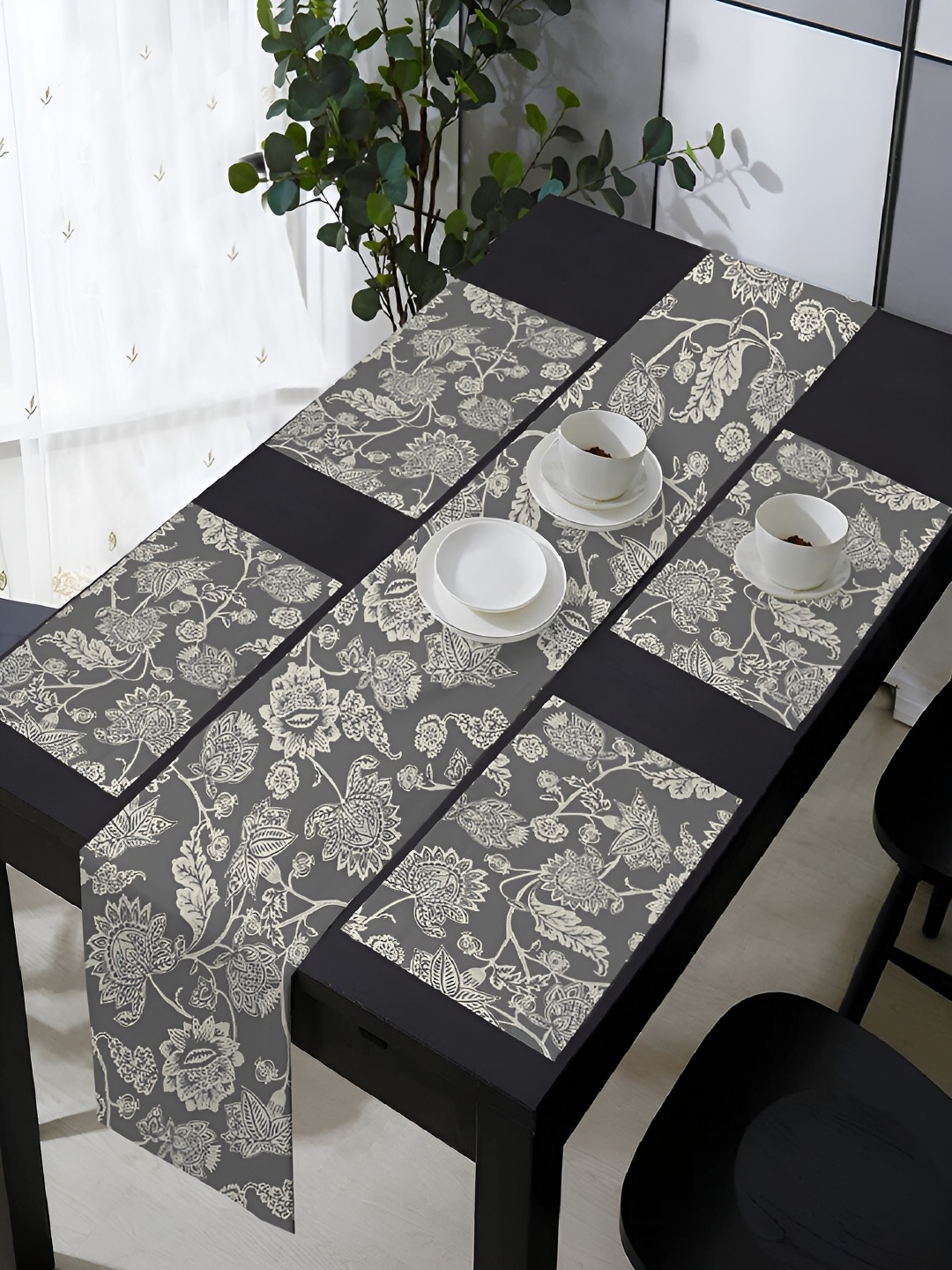 

OASIS Grey & White 5 Pieces Printed Cotton Table Mats with Runner