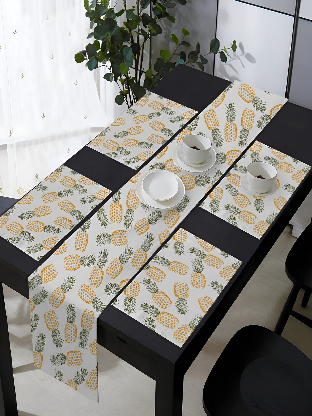 

OASIS White & Orange 5 Pieces Printed Cotton Table Mats with Runner