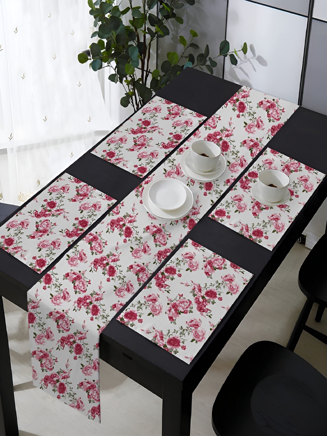 

OASIS Rose Pink & White 5 Pieces Printed Cotton Table Mats with Runner