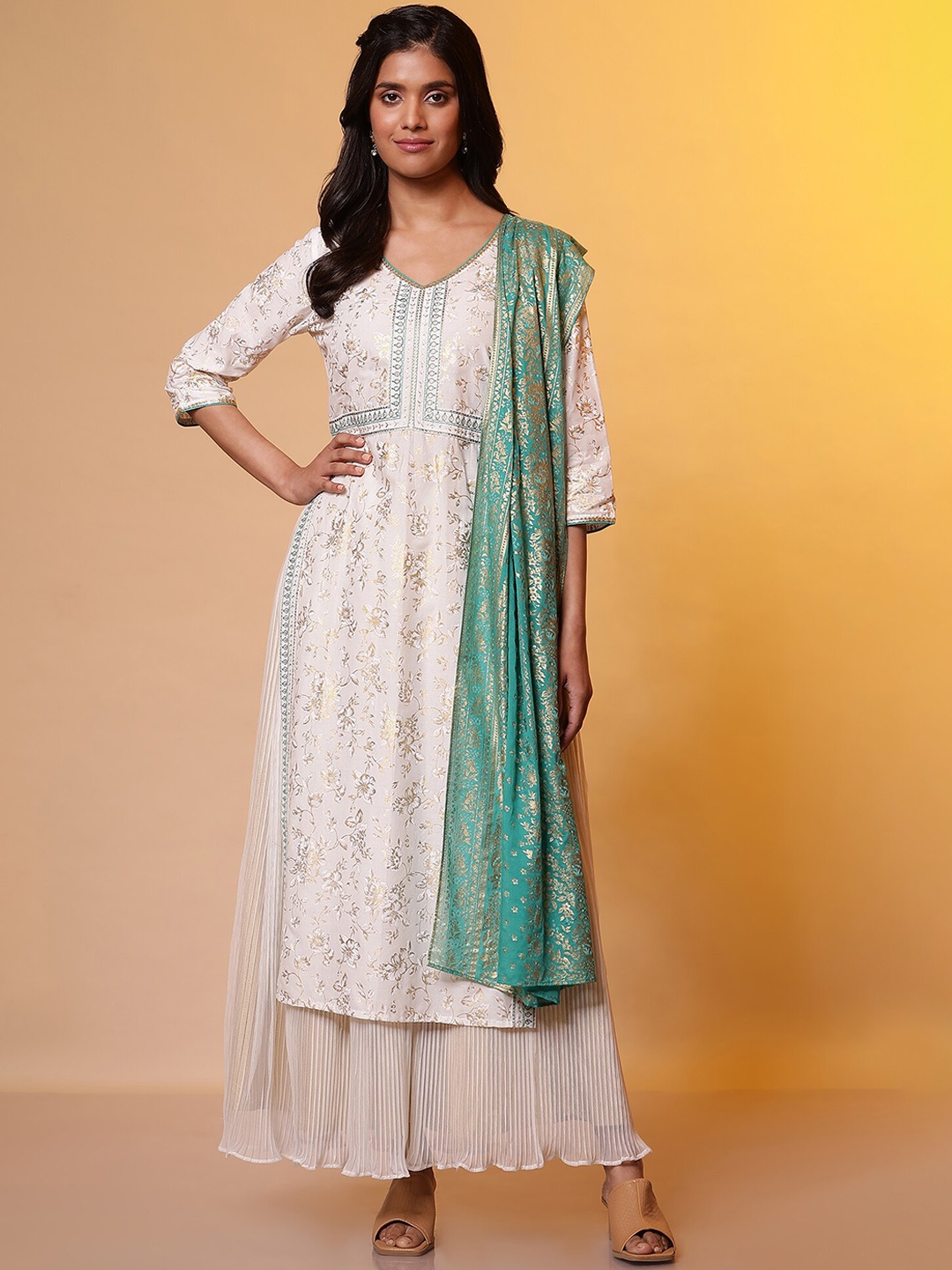 

AURELIA Floral Printed Zari V-Neck Kurta With Skirt & Dupatta, White