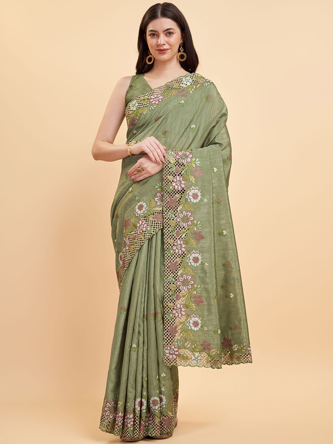 

Tasarika Floral Embroidered Pure Silk Saree, Green