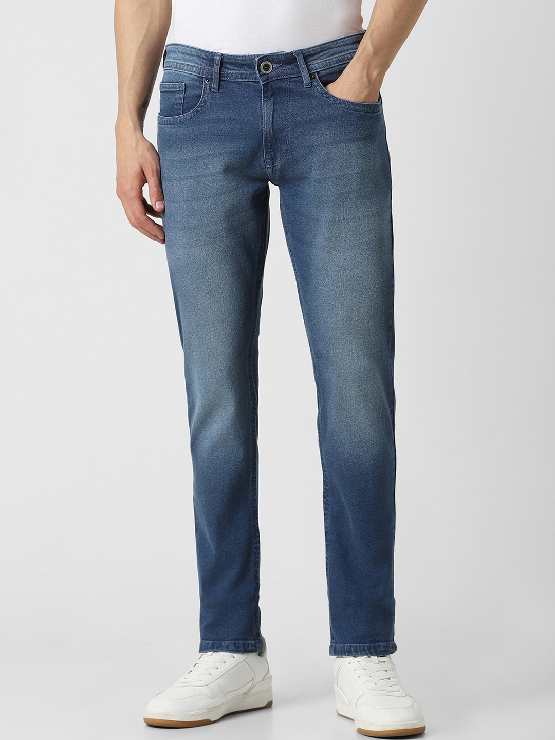 

Peter England Casuals Men Slim Fit Heavy Fade Clean Look Stretchable Jeans, Blue
