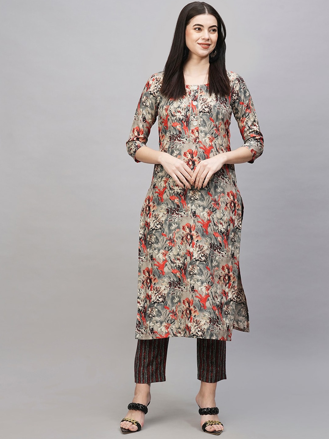 

KALINI Floral Printed Straight Kurta with Trousers, Grey