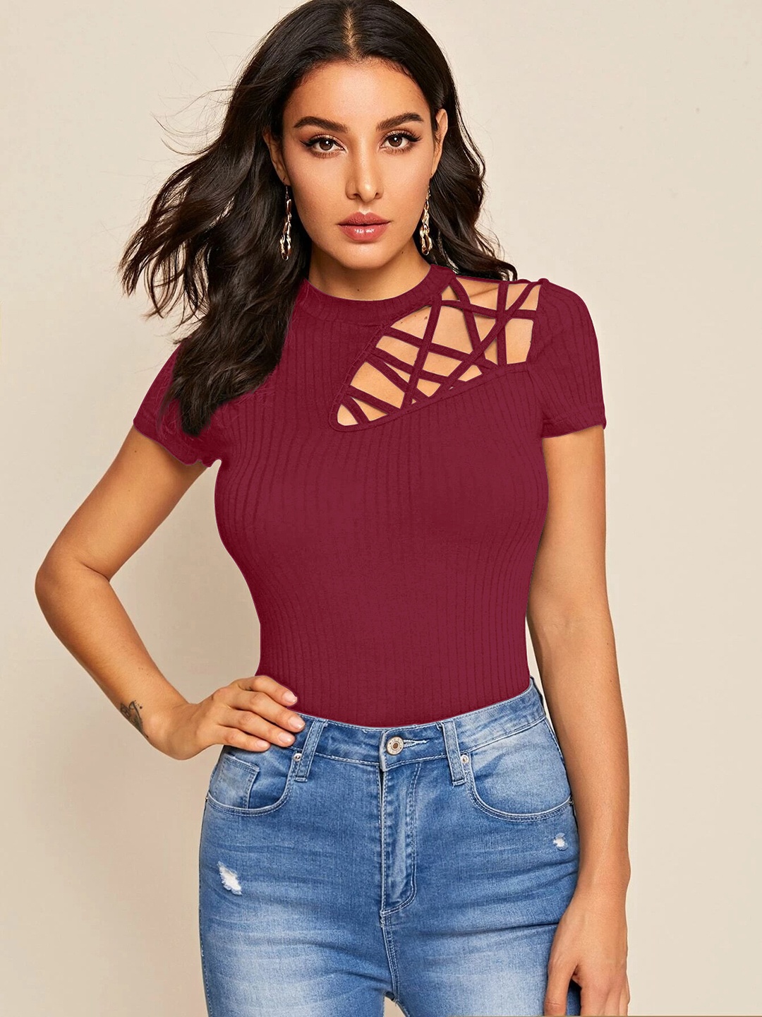 

Stylecast X Slyck Round Neck Cut Out Top, Maroon
