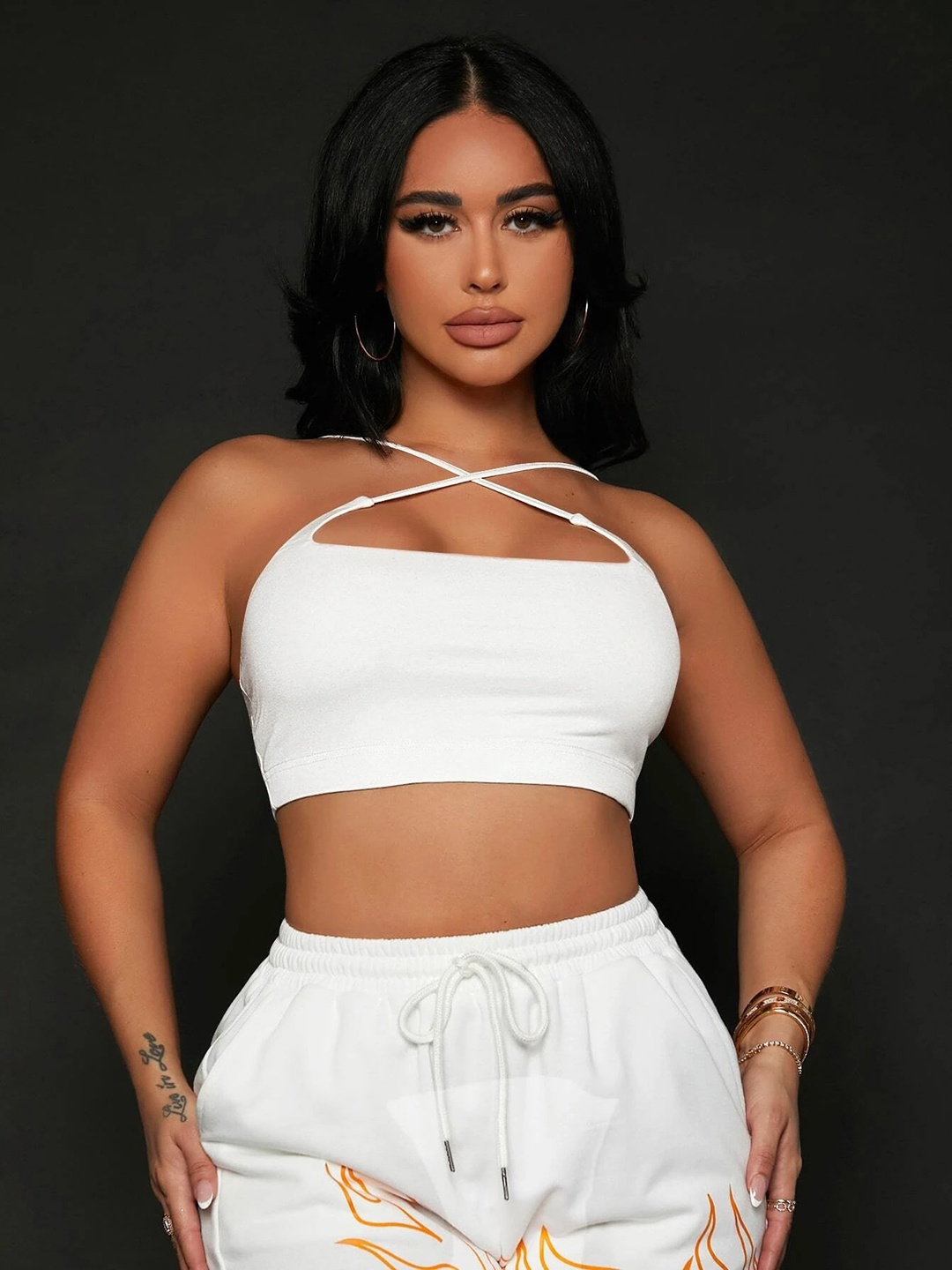 

Stylecast X Slyck Shoulder Straps Fitted Crop Top, White