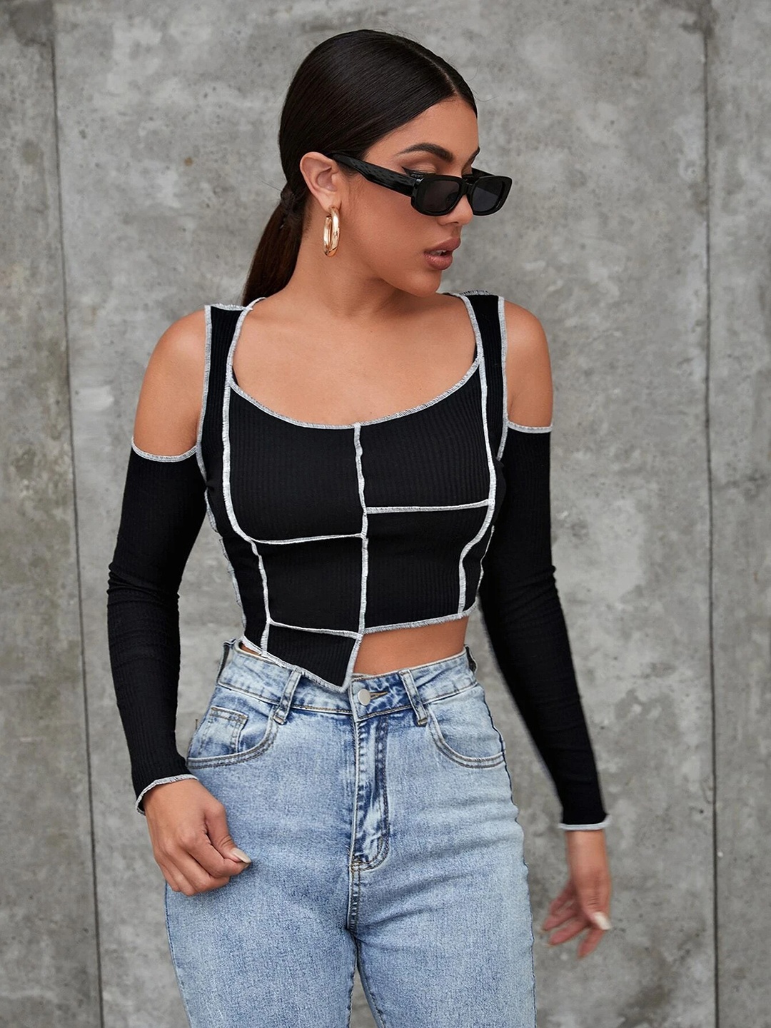 

Stylecast X Slyck Cold-Shoulder Fitted Crop Top, Black