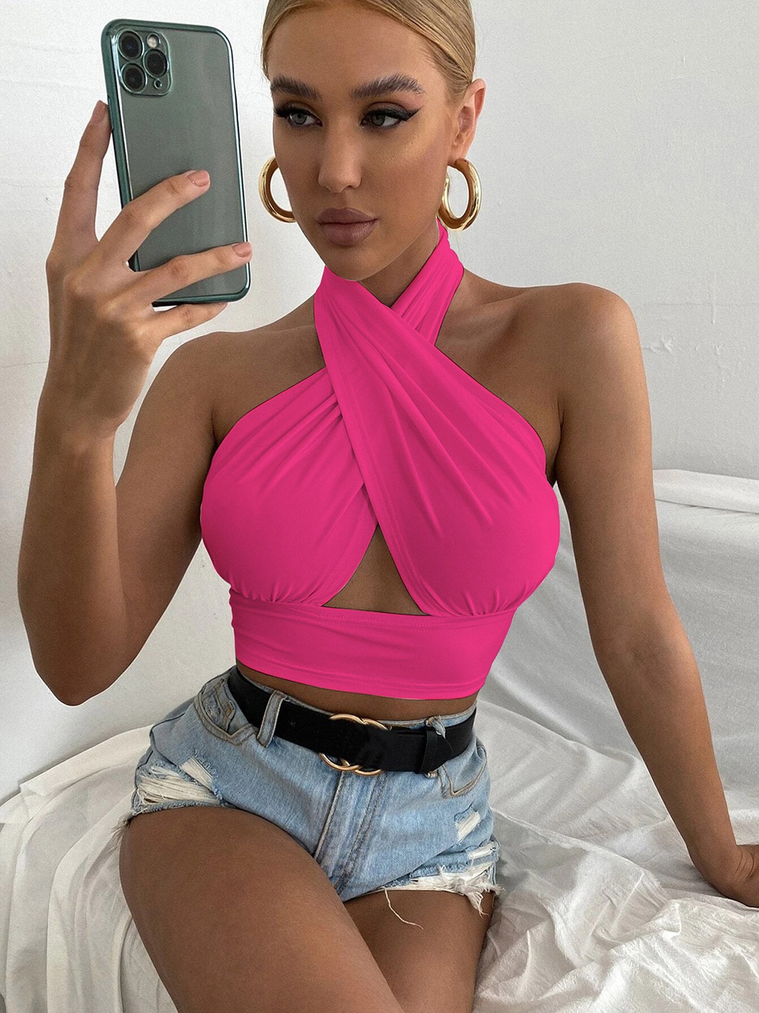 

Stylecast X Slyck Pink Halter Neck Styled Back Crop Top