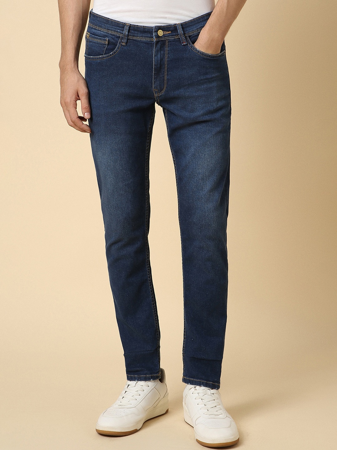 

Allen Solly Men Skinny Fit Clean Look Light Fade Stretchable Jeans, Navy blue