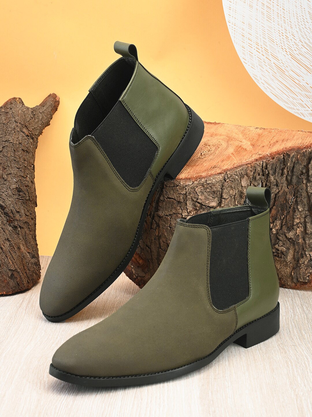 

The Roadster Lifestyle Co Men Slip-On Mid-Top Chelsea Boots, Olive