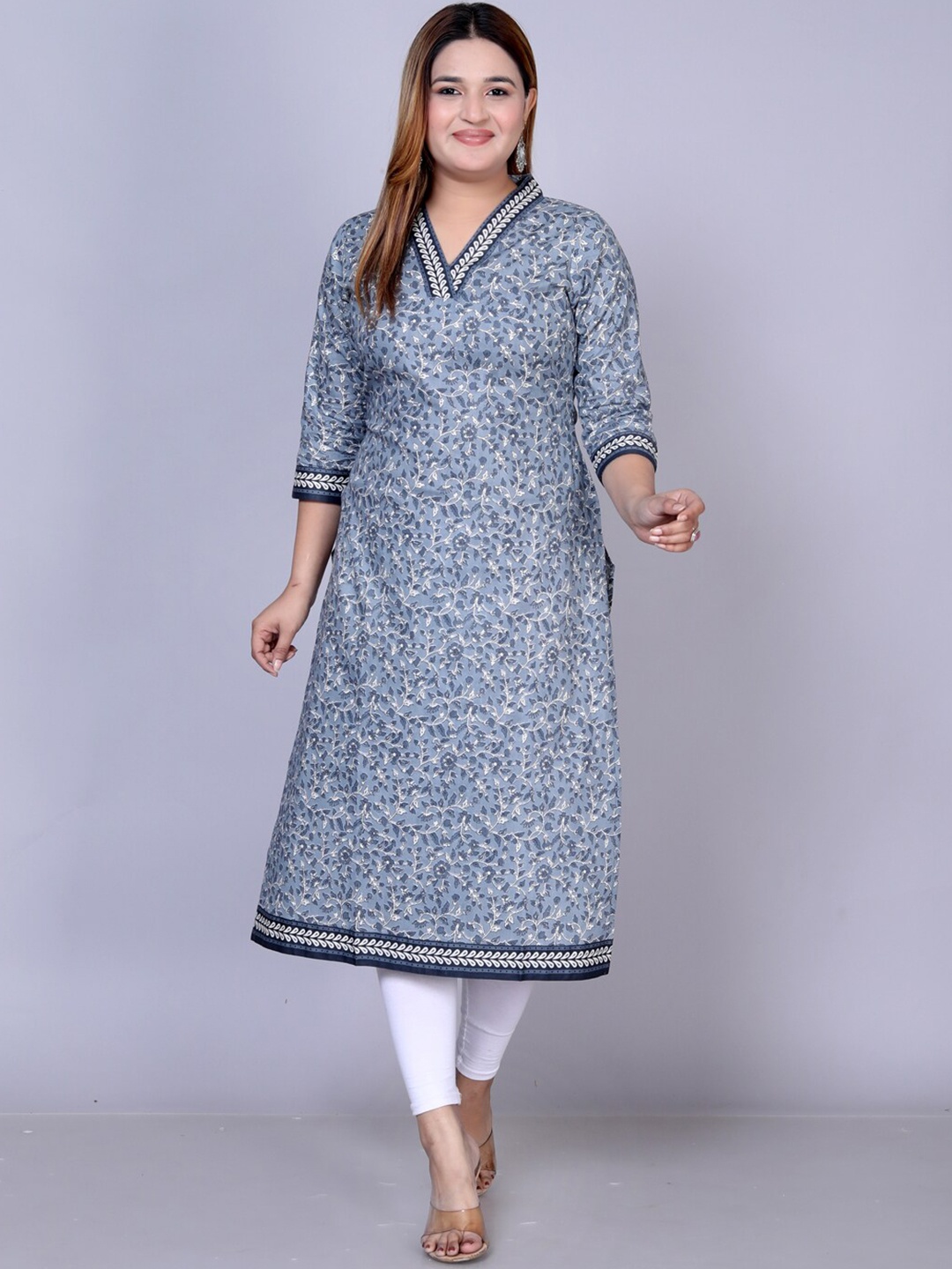 

Jevi Prints Plus Size Floral Printed V-neck Cotton Straight Kurta, Grey