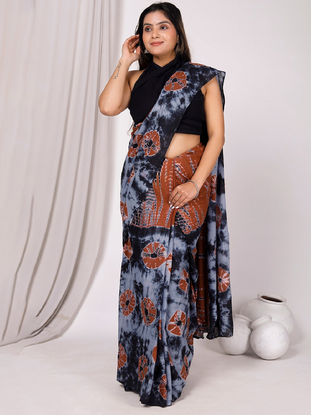 

JAIPURI BLOCK PRINT Tie and Dyed Pure Cotton Bagru Saree, Brown