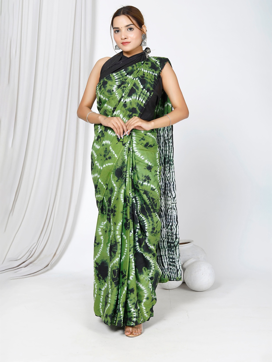 

JAIPURI BLOCK PRINT Tie and Dye Pure Cotton Block Print Saree, Green