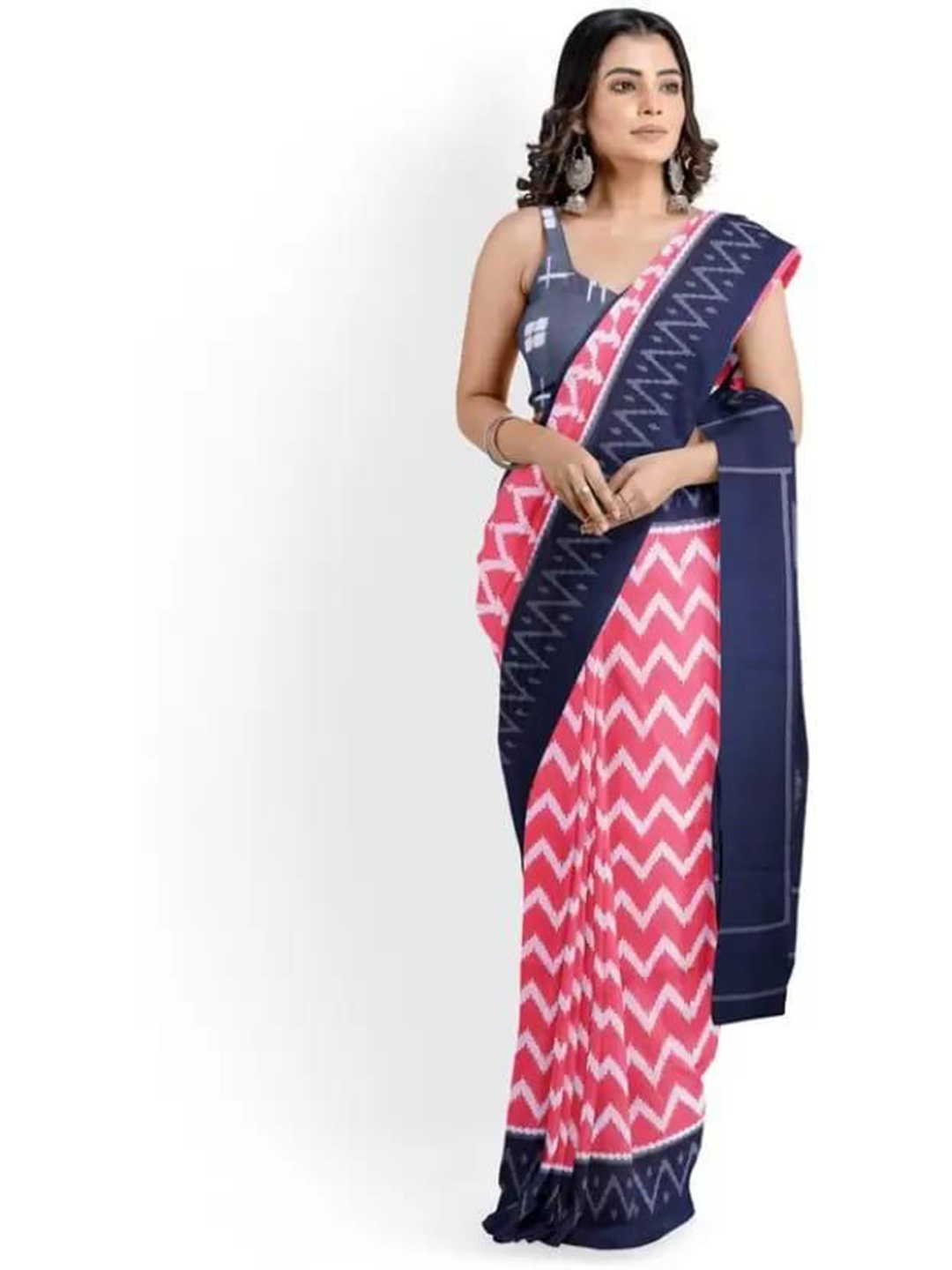 

TROPWEAR Geometric Printed Ikat Hand Block Saree, Pink