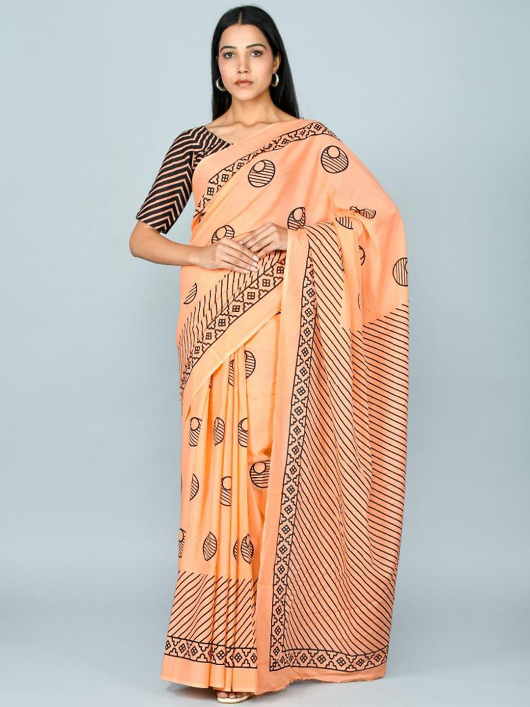 

TROPWEAR Pure Cotton Block Print Saree, Peach