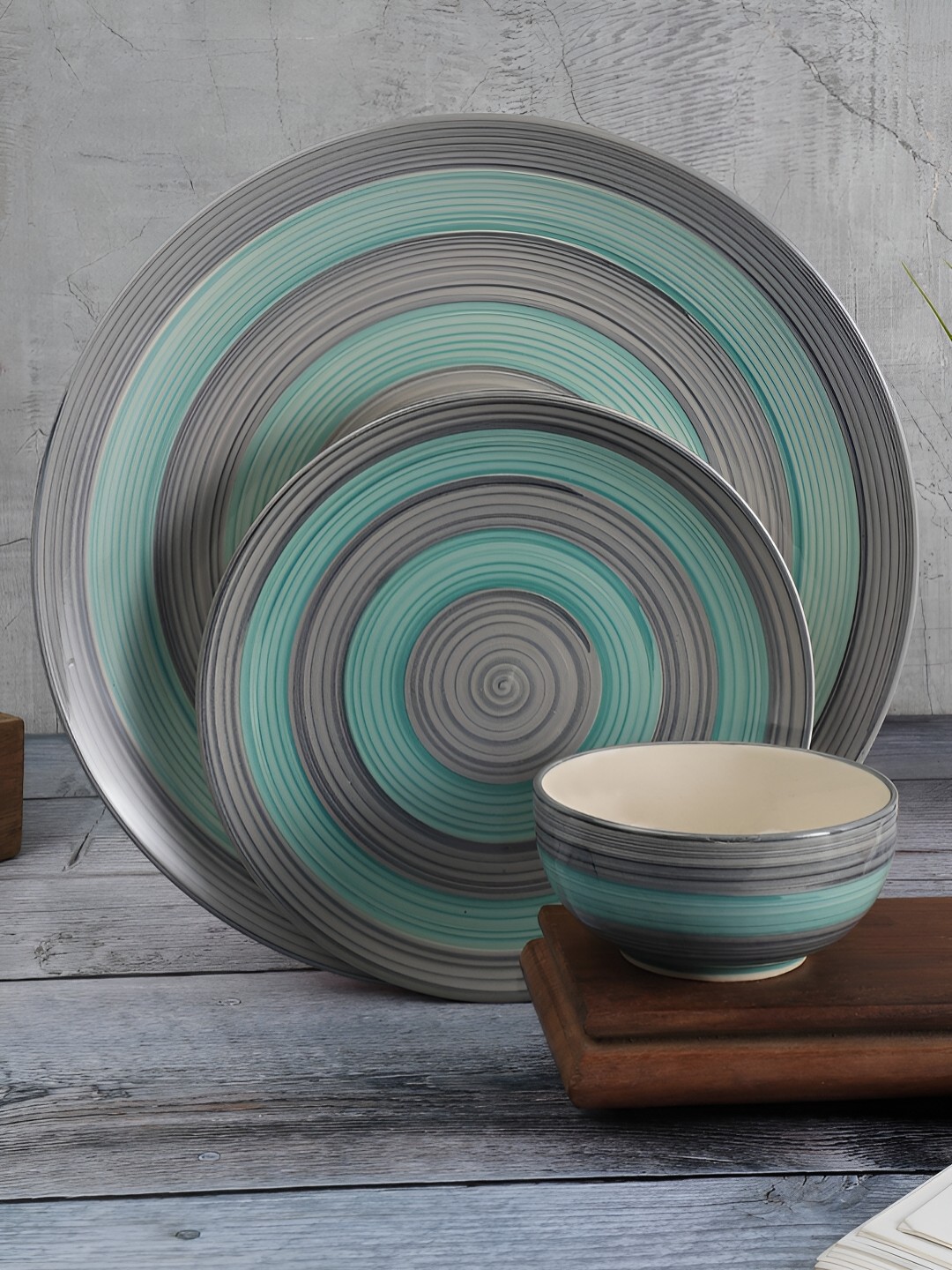 

The Decor Lane Grey & Green 3 Pieces Ceramic Serving Plate With Serving Bowl