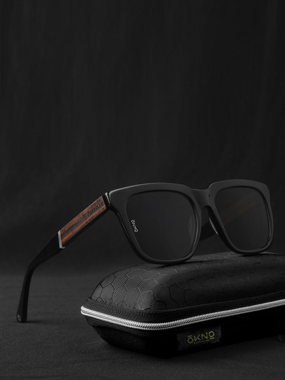 

OKNO Unisex Square Sunglasses with Polarised Lens OKKiriSC1, Black