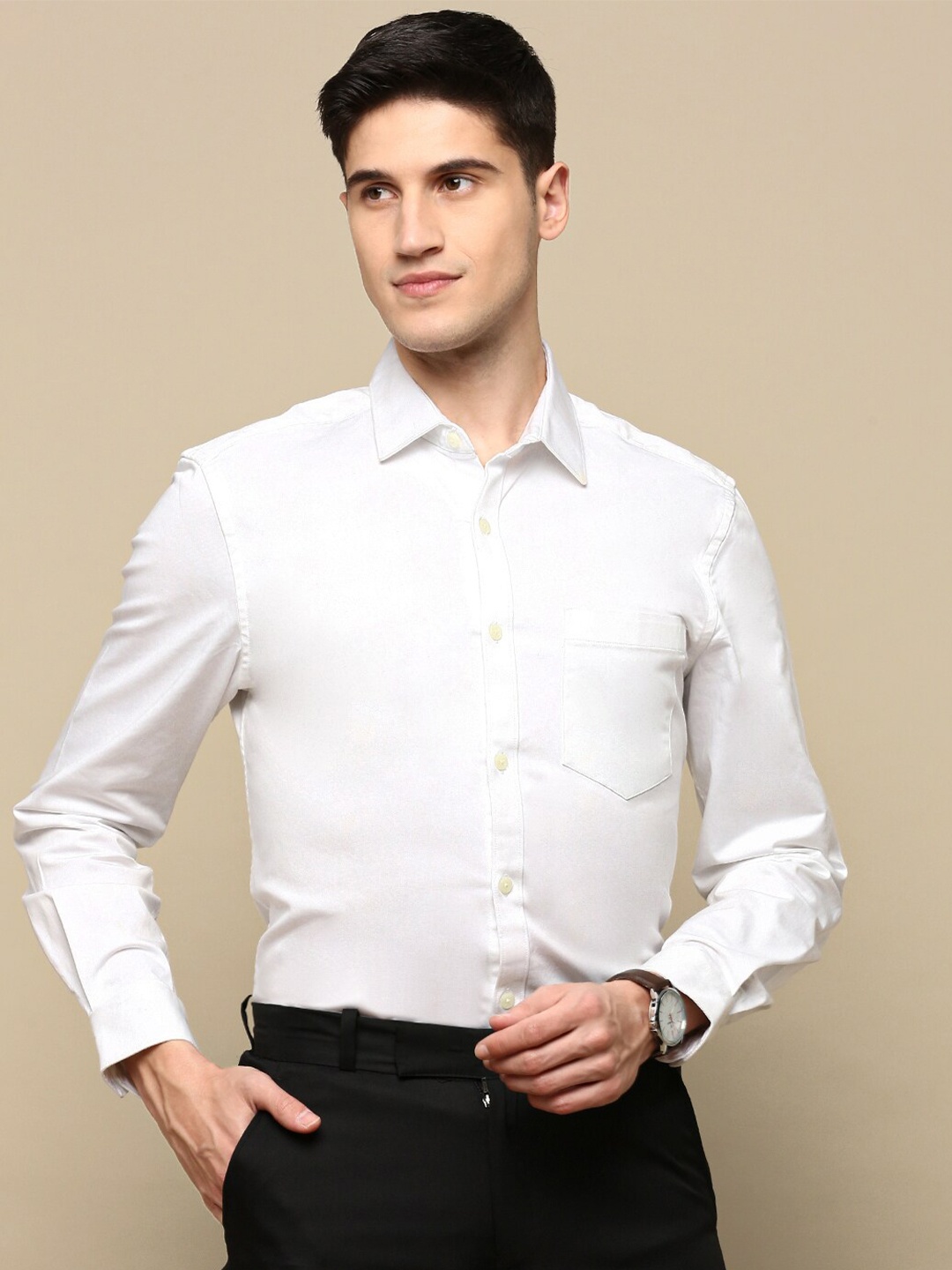 

INVICTUS Standard Slim Fit Cotton Formal Shirt, White