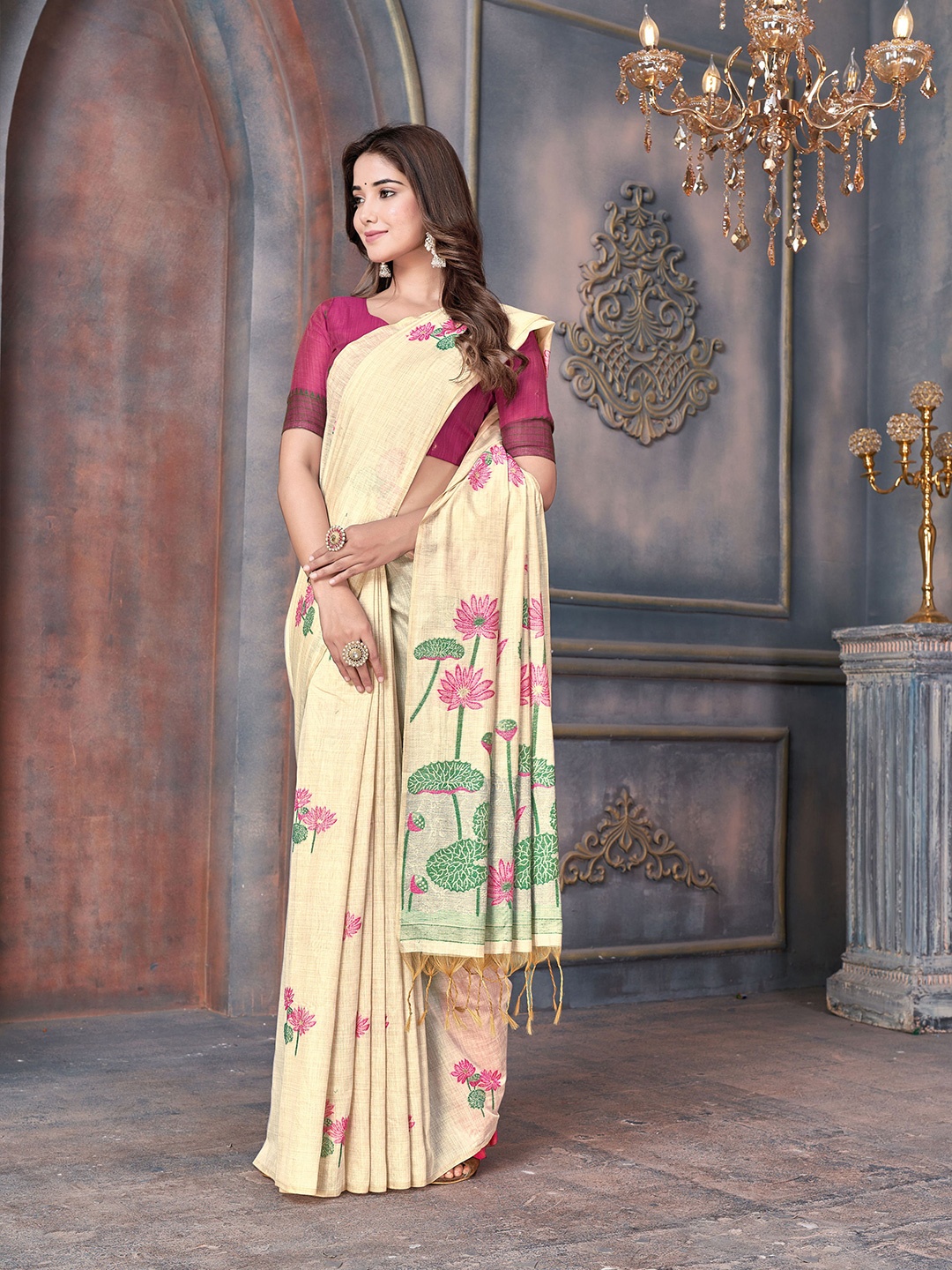 

DIVASTRI Floral Printed Pure Cotton Banarasi Saree, Pink