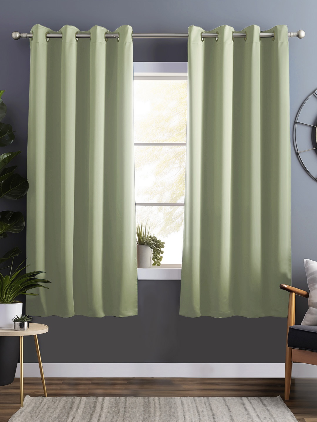 

Bedspun Green 2 Pieces Black Out Window Curtain