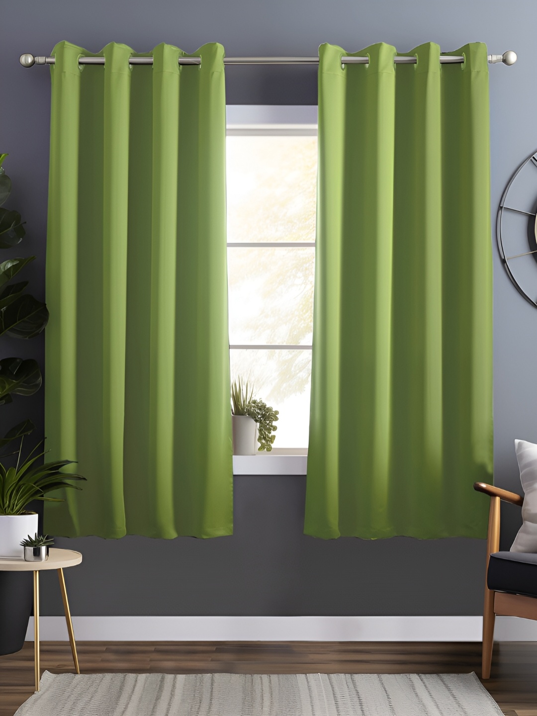 

Bedspun Green 2 Pieces Black Out Window Curtain