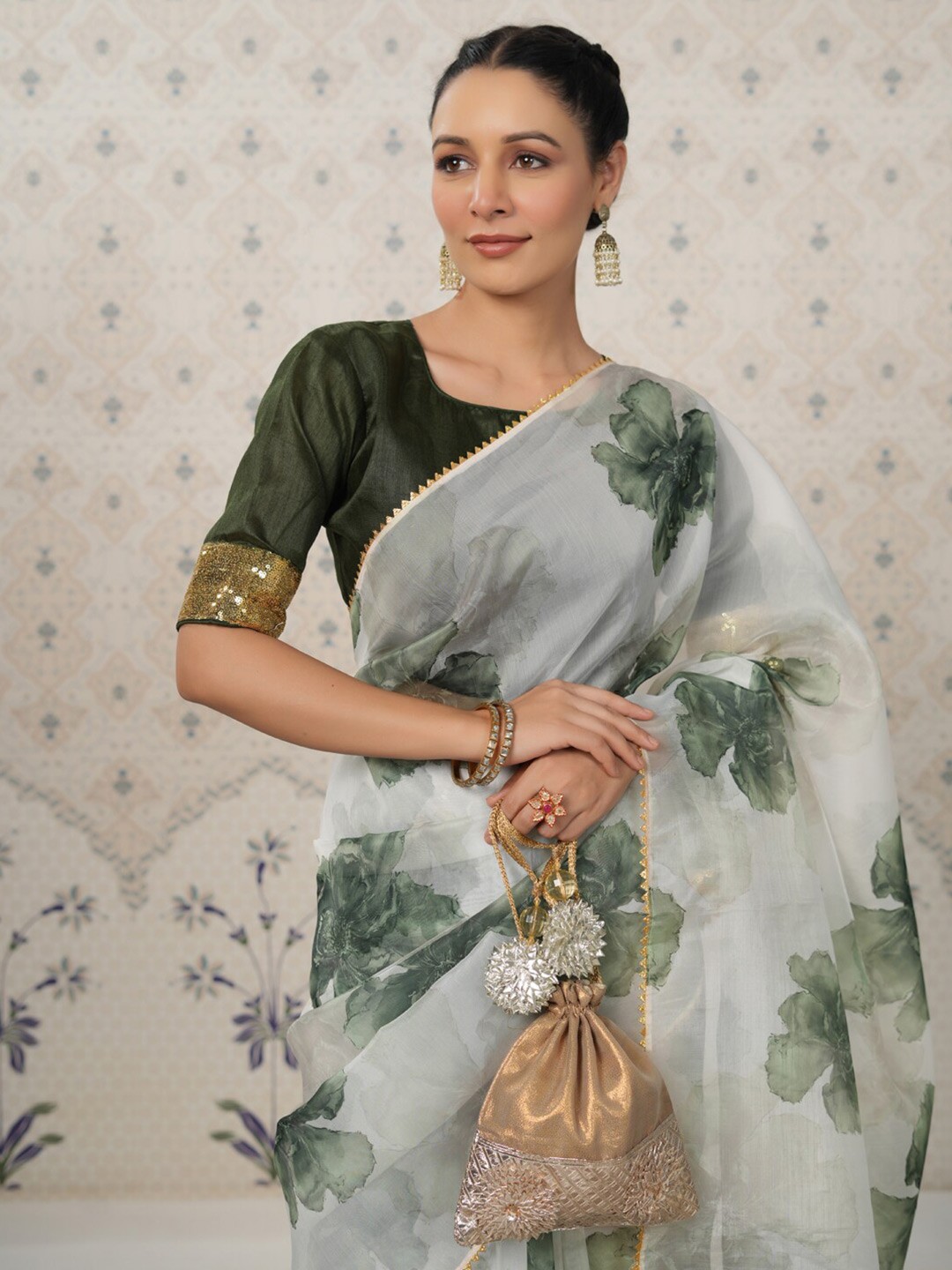 

Ode by House of Pataudi Floral Gotta Patti Organza Saree, White