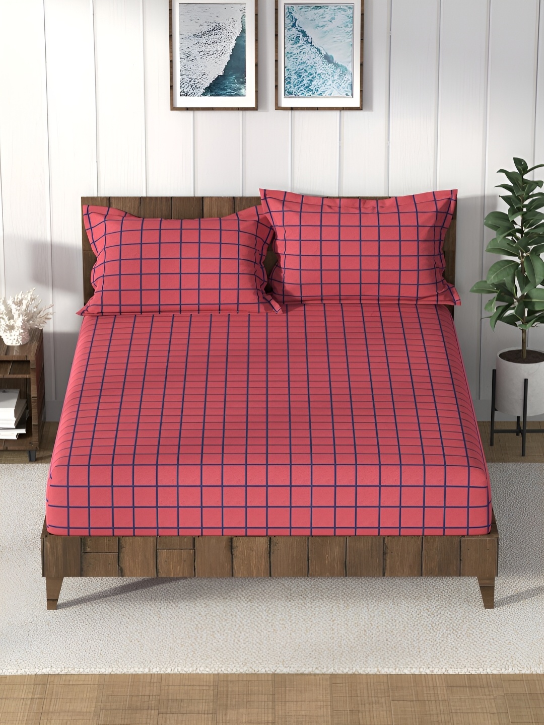 

Nautica Red & Blue Geometric 160 TC Cotton Queen Bedsheet with 2 Pillow Covers